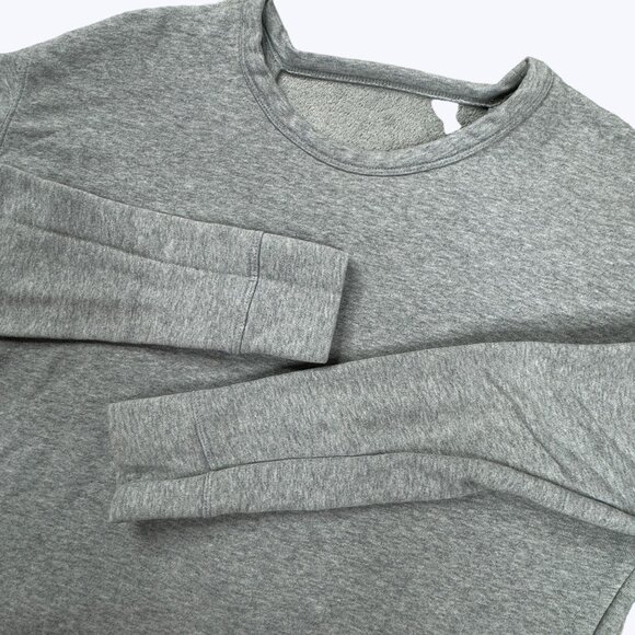 Nike Dri Fit Open‎ V Back Gray Pullover Sweatshirt Women's Size M - Picture 1 of 9